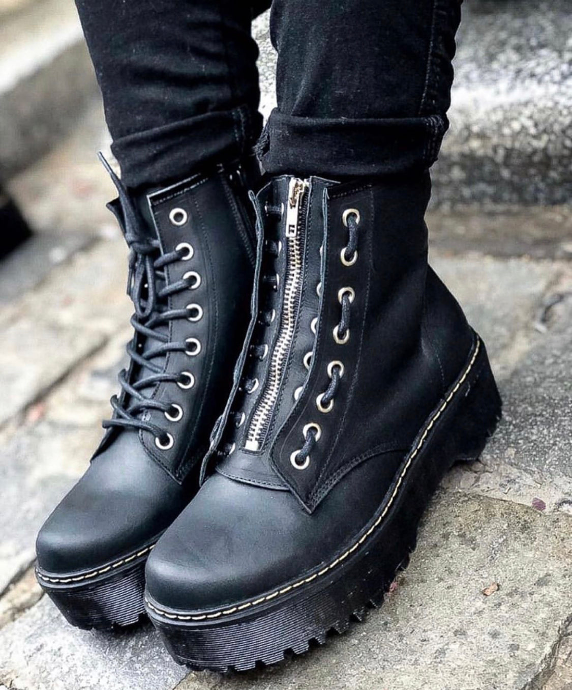 Boots Cuero Negro