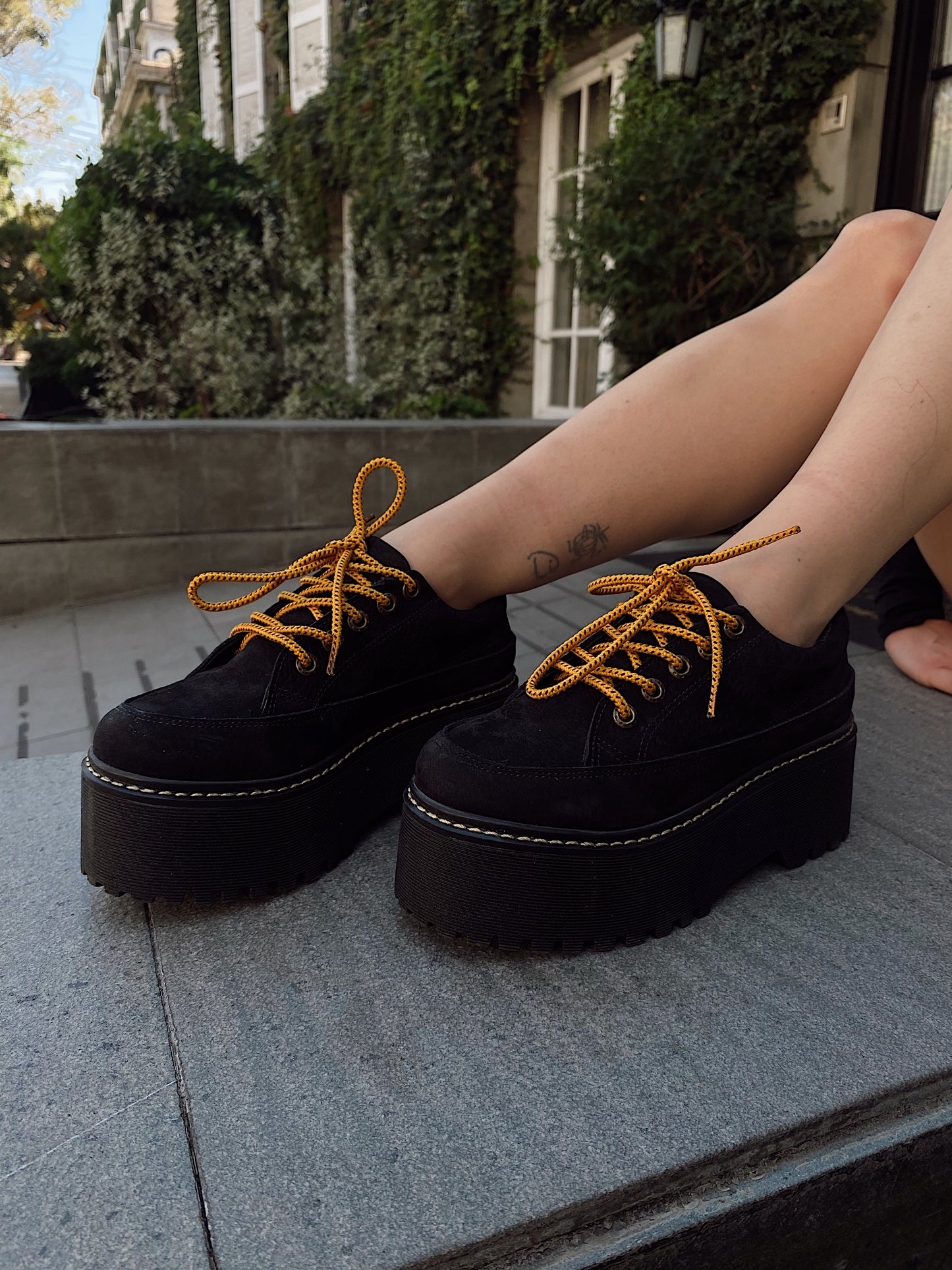 Oxford Black