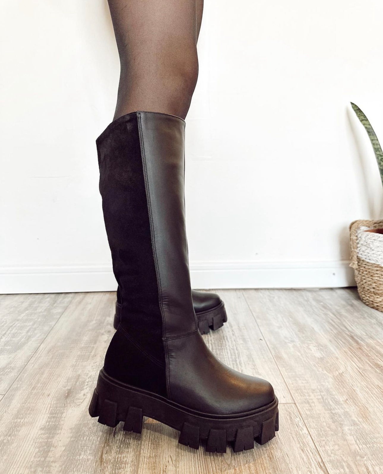 Bota Tanque Cuero Negro Reno Negro