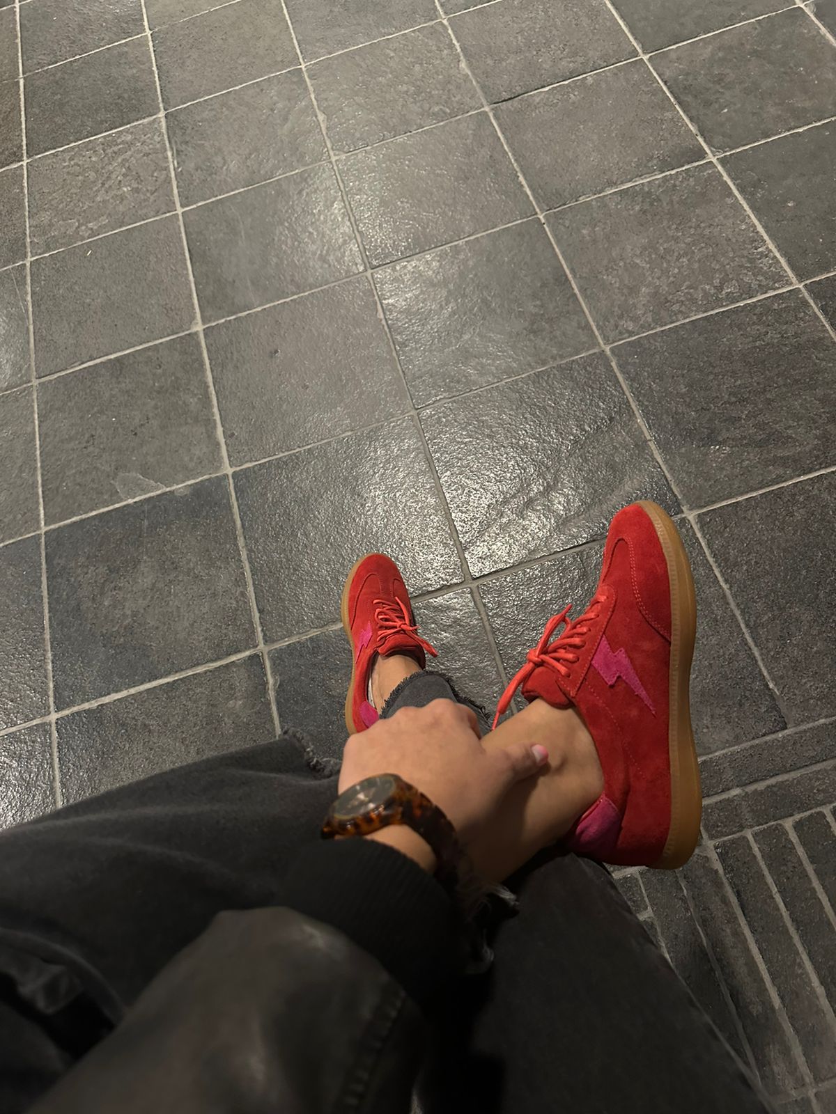 Zapas Colors Ray ⚡️ Roja Suela Caramelo